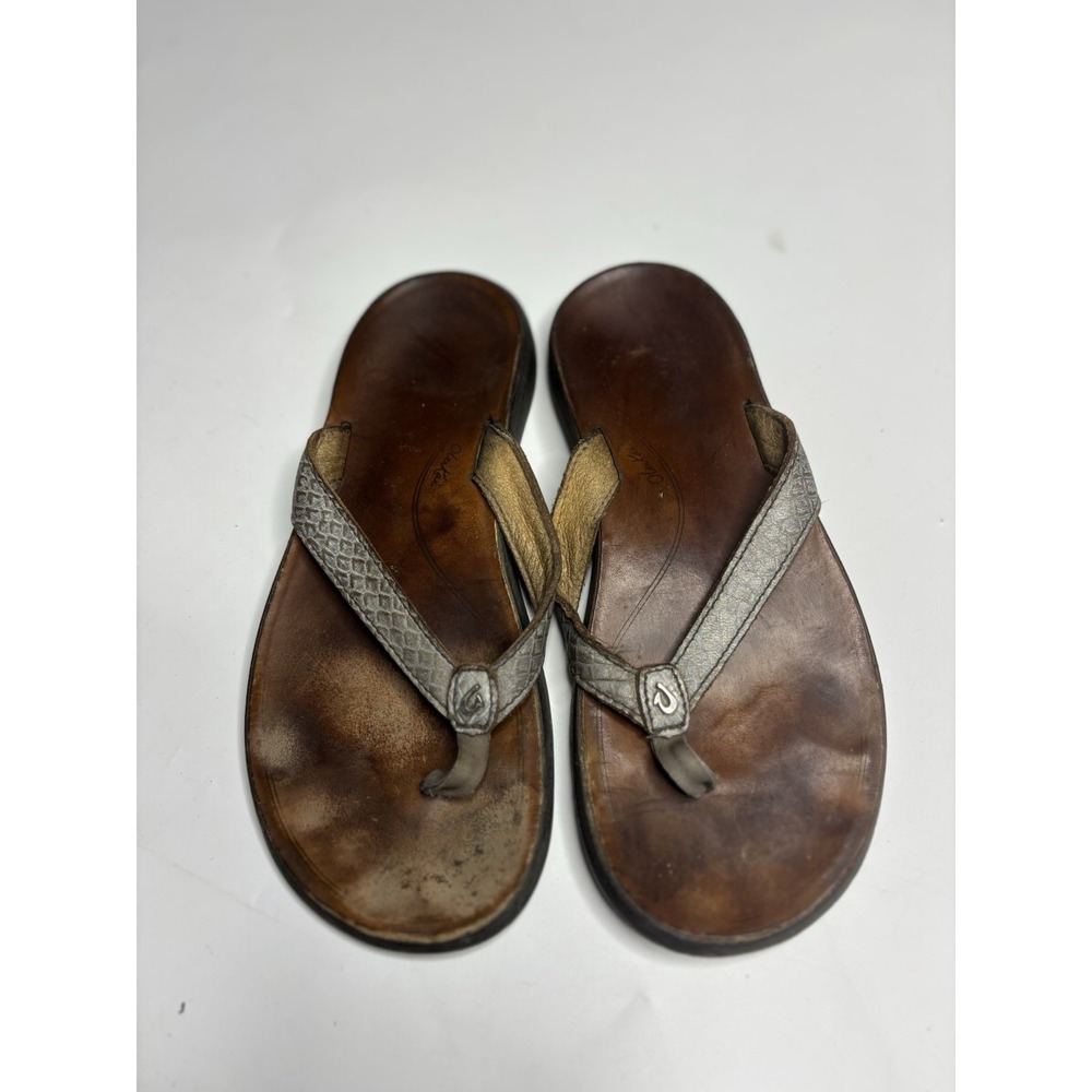 OluKai Women's Kulapa Kai 7 EU 37 Silver Snakeskin Pattern Thong Flip Flop Thong